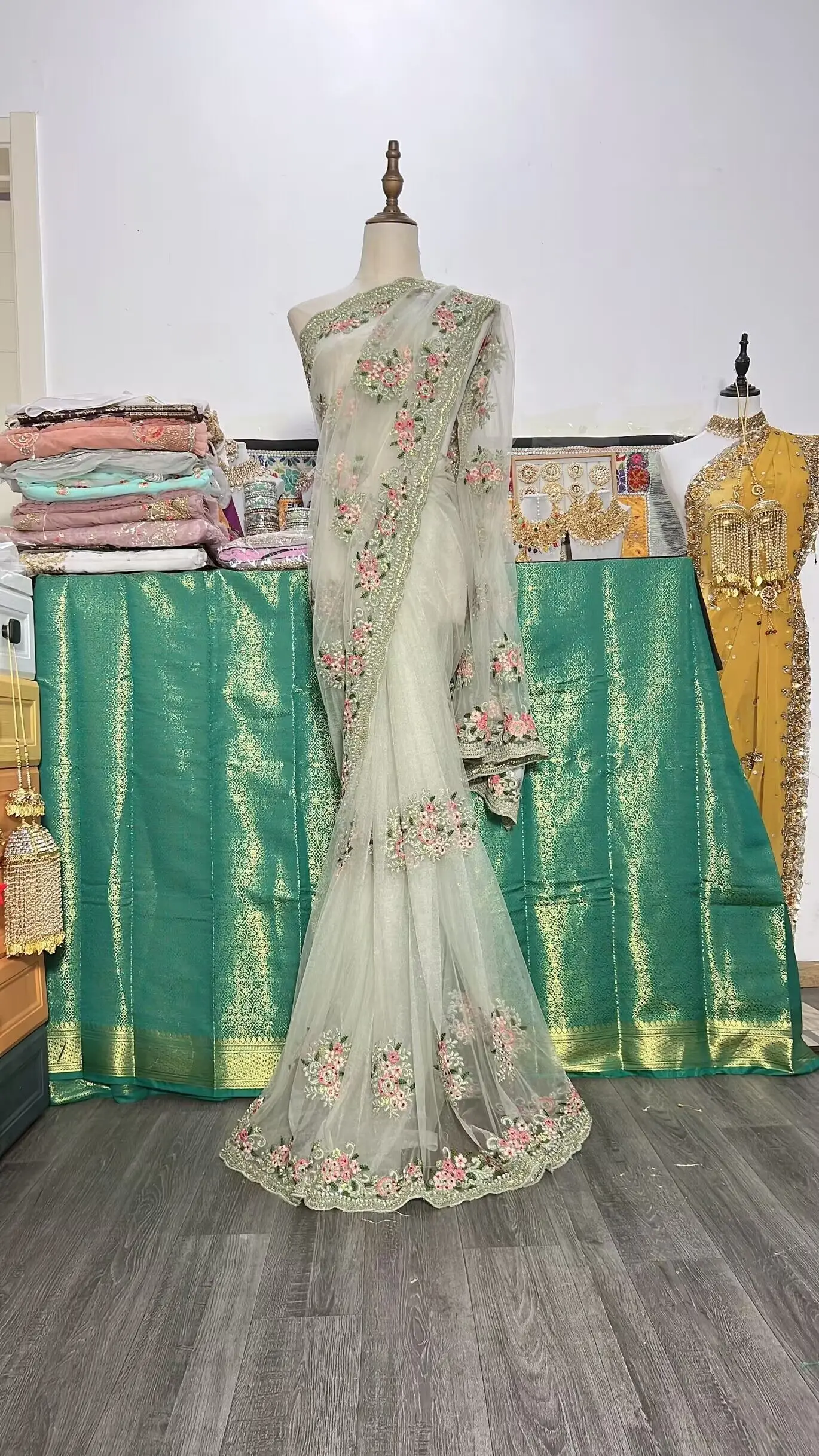 Indian Women Sari Tradition 6 Meter Long Saree Embroidered Beads